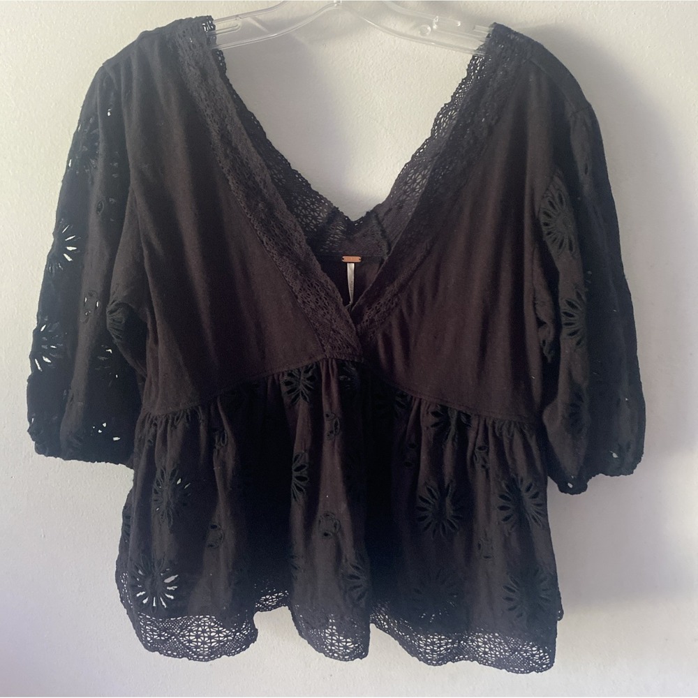 NWT Free People Sz S Sweeter Side Eyelet V Neck Short Sleeve Embroidered Blouse